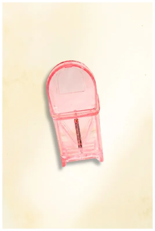 Pastillero con cortador (blanco-azul-rosa) — código 8400000218054